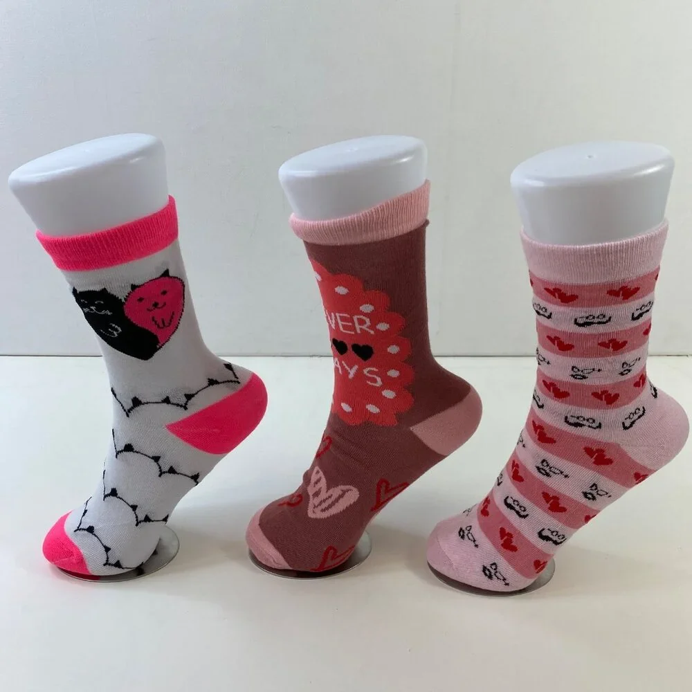 3-Pack Womens Valentines Themed Cat & Heart Design Novelty Socks